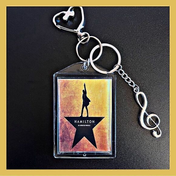NWOT. Hamilton Double SidedāKeychain.āMusicalāTheaterāFanāWillāLoveāIt! - Picture 1 of 9